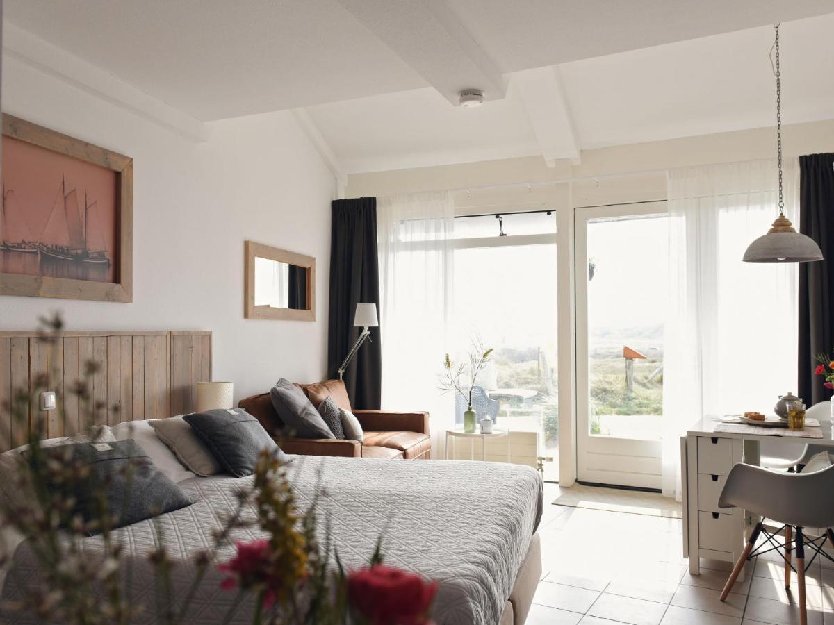 Modern Suites Near Beach Callantsoog Exteriör bild